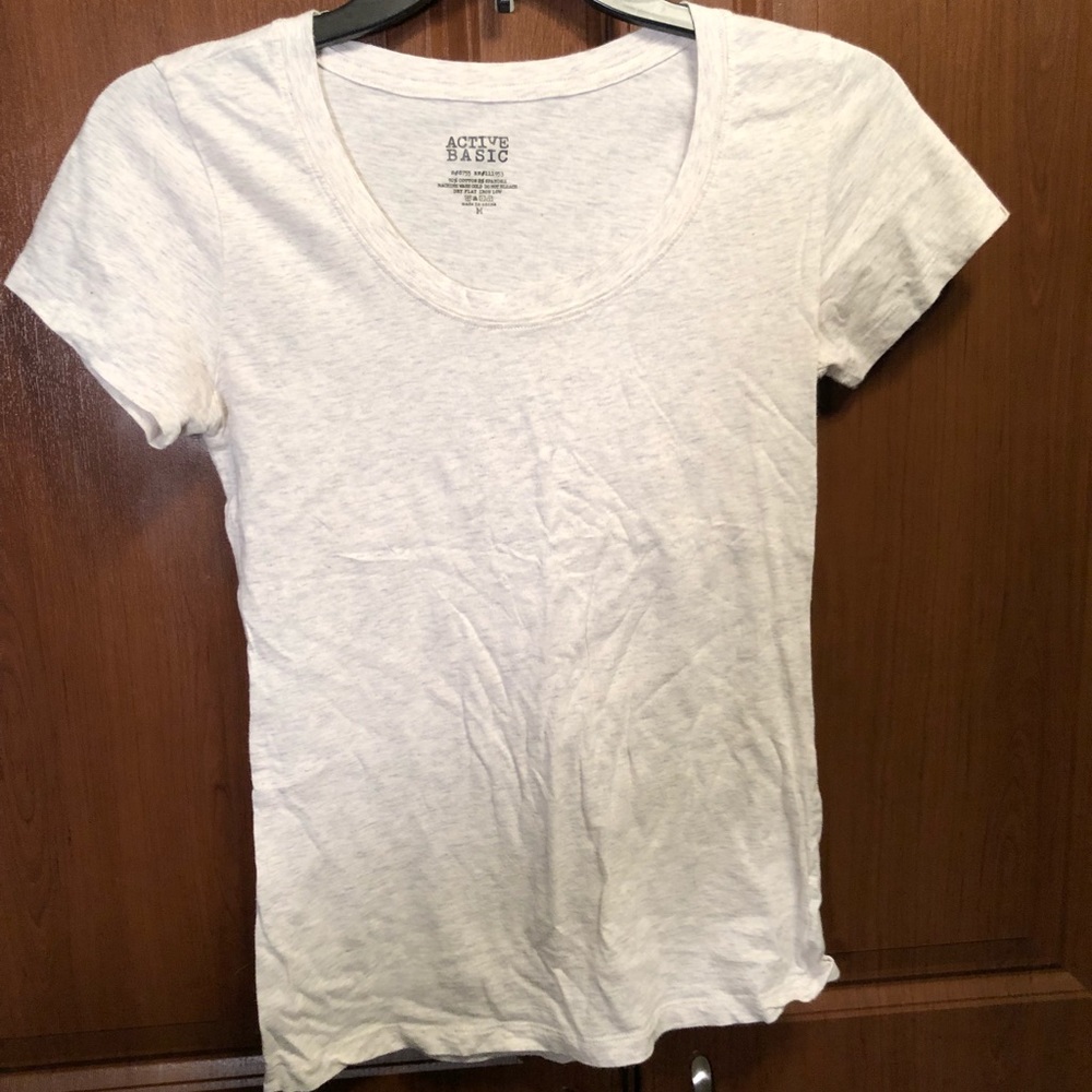 Basic classic tee